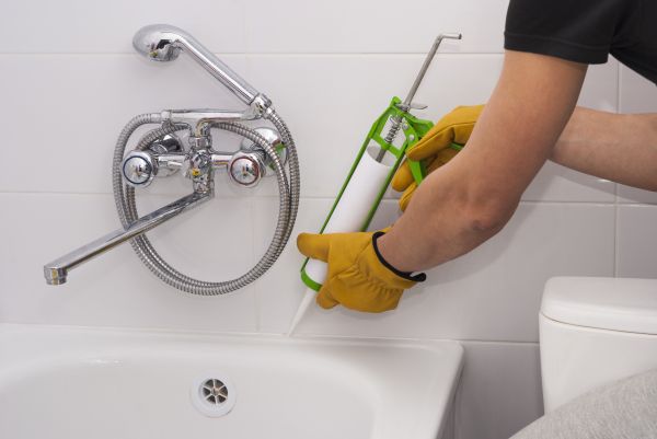Bathtub Caulking in Milford