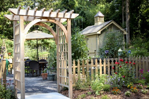 Trellis Mounting in Milford